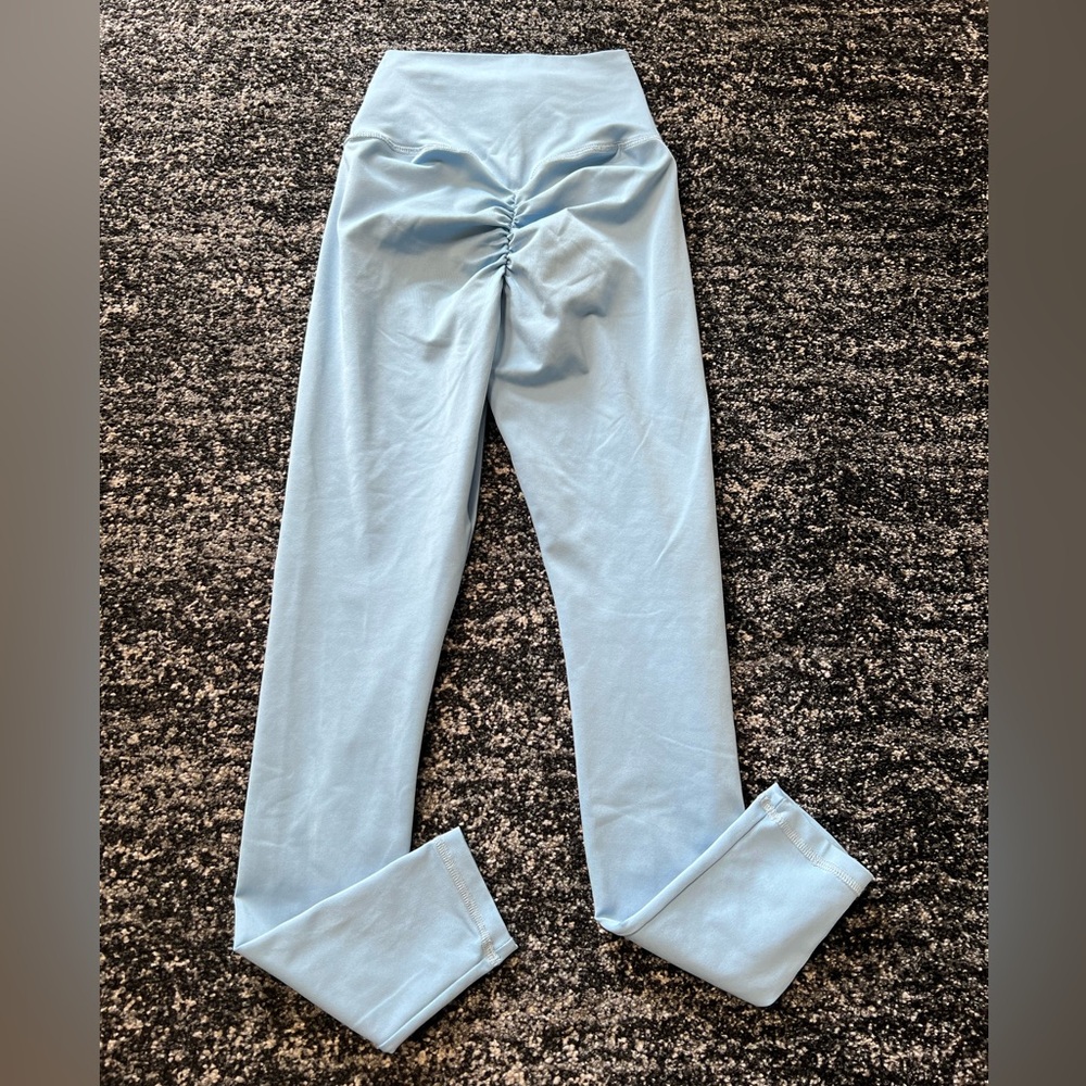 ABS2B High waisted leggings with scrunch booty. Baby blue in XS